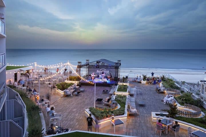 Beach bar